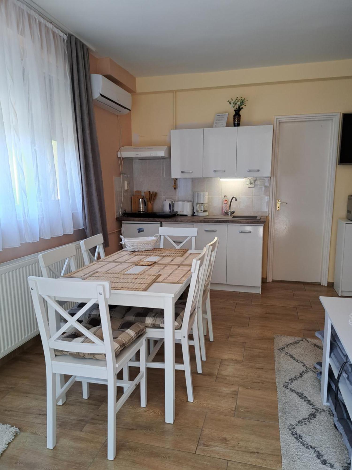Jazmin Apartman Zalakaros Buitenkant foto